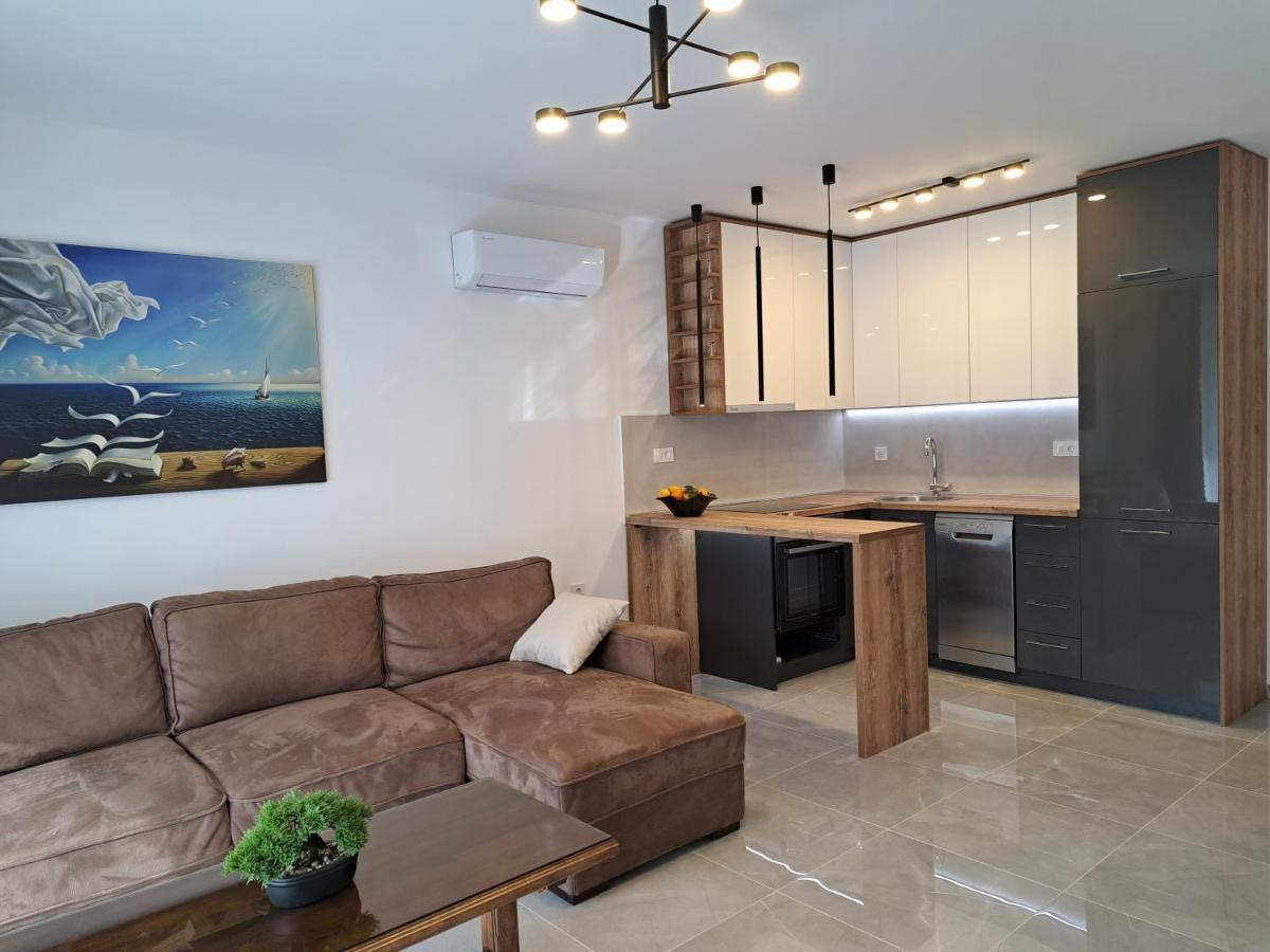 Paun Apartment كوتور المظهر الخارجي الصورة