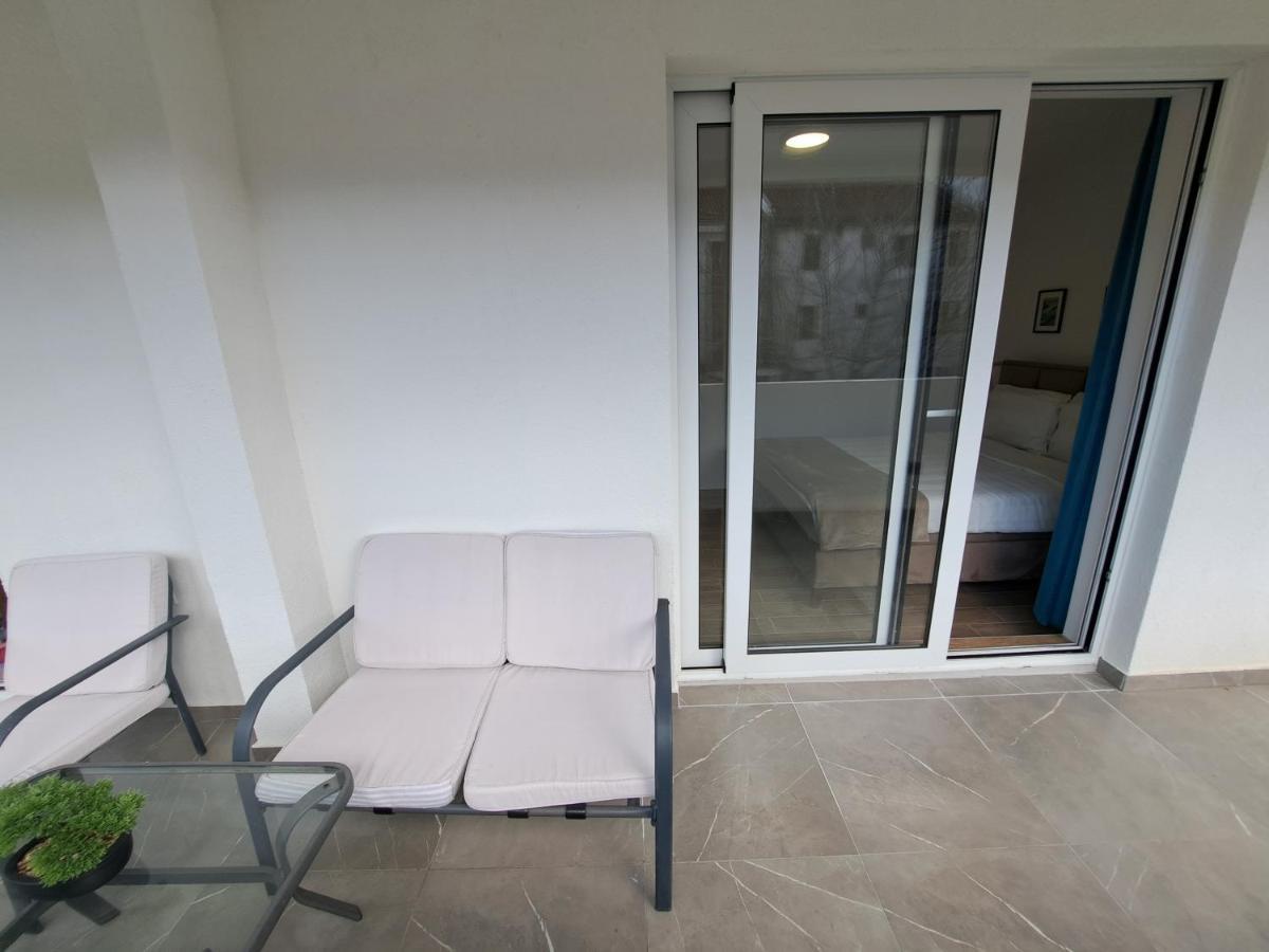 Paun Apartment كوتور المظهر الخارجي الصورة